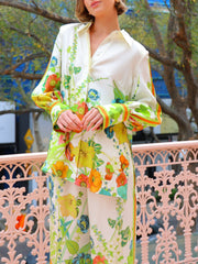 Top con estampado floral y silueta a medida