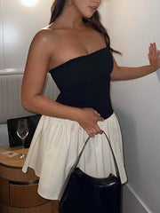 Modernes rückenfreies Patchwork-Bustier-Minikleid