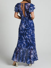 Maxikleid mit V-Ausschnitt und Flatterärmeln in Marineblau mit Wirbelmuster