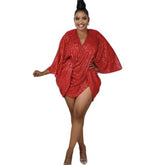 Glitzerndes Minikleid mit Rüschen und V-Ausschnitt