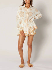 Camisa holgada con estampado de conchas de vacaciones