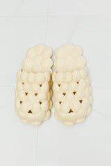 Laid Back Bubble Slides in Khaki