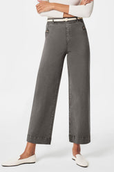 High Waist Jeans with Pockets Classic, Stylish & Versatile