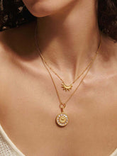 Collar de doble capa de sol y luna