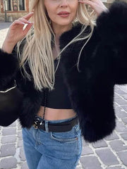 Kurzmantel aus toskanischem Pelz im Streetstyle