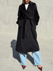 Mittellange Schnürmäntel