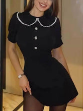 Minivestido de corte A con ribete de encaje dulce