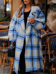 Moderner, klassischer Mantel mit Karomuster