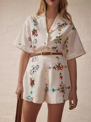 Exquisite Floral Print Shirt And Shorts Two-piece Set