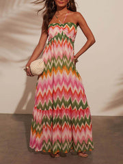 Einzigartiges Straps-Maxikleid mit Wellenmuster