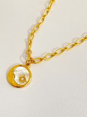 Collar redondo de luna tridimensional retro