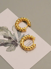 Pendientes en forma de U retorcida