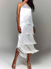 Neckholder-Partykleid mit Quaste und rückenfreiem Schlitz