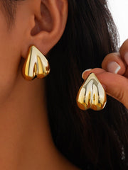 Curved Geometric Heart-shaped Earrings