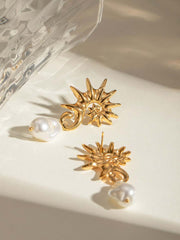 Pendientes de perlas en forma de espiral de caballito de mar