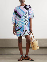 Elegantes, drapiertes, einzigartiges, lockeres Minikleid mit grafischem Druck