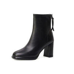 Hilma Boots