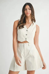 Sharp, Stylish, and Comfortable: The Perfect Blazer & Shorts Combo