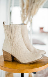 Taris Ankle Boot in Cream
