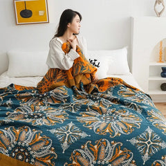 Bohemian Paisley Flower Bedspread in Green