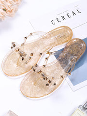 Chanclas de patchwork con remaches de perla