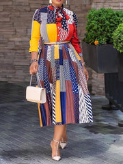 Vestidos midi con estampado de figuras y mangas largas
