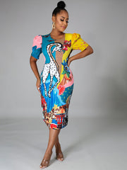 Vestidos midi ajustados con estampado de figura y mangas cortas