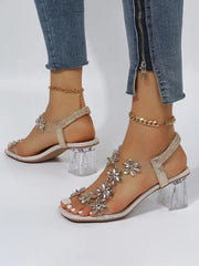 Tacones gruesos de punta abierta con parches de diamantes de imitación