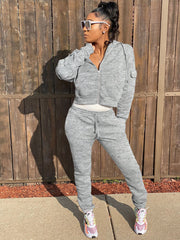 Sudadera con capucha de dos piezas, top corto y pantalones largos