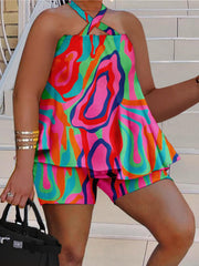 Set aus Neckholder-Top mit offenem Rücken und Shorts