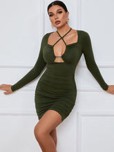 Lange Ärmel, Neckholder, gerüschte Minikleider