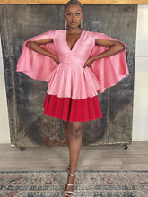 Minivestidos ajustados con volantes, cuello en V y mangas divididas