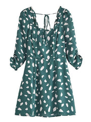 Minivestidos ajustados con cordones y estampado de lunares