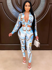 Conjunto de dos piezas de top corto estampado y pantalón largo