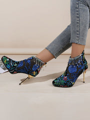Botas de tacón con bordado de malla compacta