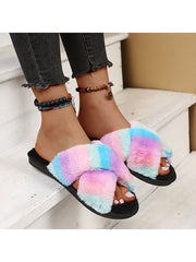 Pantuflas de felpa con rayas de arcoíris