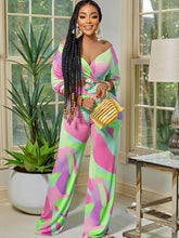 Conjunto de dos piezas de top y pantalón con estampado de hombros descubiertos