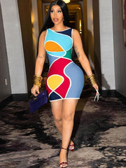 Minivestidos ajustados con estampado geométrico sin mangas