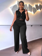 Conjunto de chaleco y pantalones largos con cuello polo de color liso