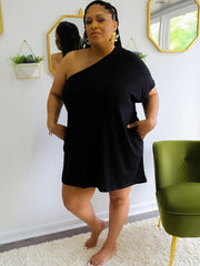 Kurzärmlige One-Shoulder-Minikleider