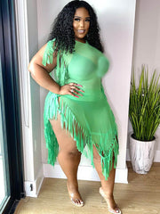 Vestido mini irregular de malla sin mangas con borlas