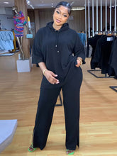 Conjunto de dos piezas con sudadera con capucha y pantalones largos de media manga