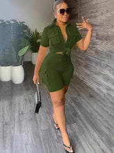 Conjunto de dos piezas de top y pantalones cortos de manga corta