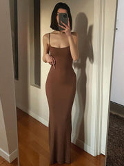 Ärmelloses Maxikleid mit Spaghettiträgern