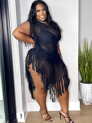 Vestido mini irregular de malla sin mangas con borlas