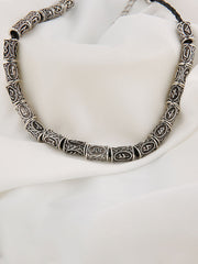 Collar vintage de cuentas Runaven con fino grabado