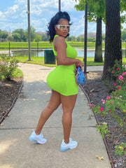 Ärmelloses, figurbetontes Minikleid mit Rundhalsausschnitt, Hohlsaum und Kordelzug