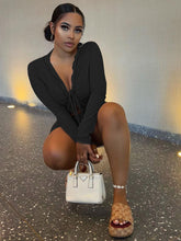 Conjuntos de dos piezas con minifalda y top corto