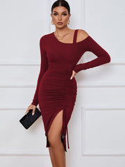 Vestidos midi de punto acanalado con un hombro y abertura con cordón
