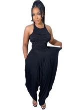 Tops cortos de dos piezas sin espalda y pantalones bombachos